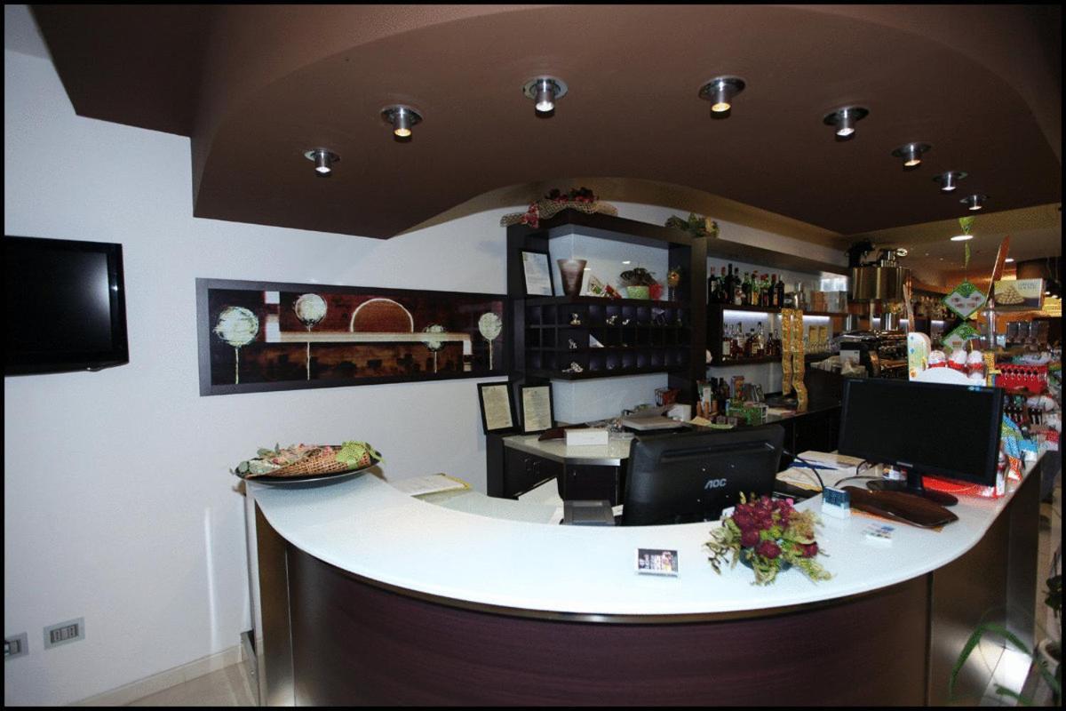 Hotel Cliche San Lucido Zewnętrze zdjęcie