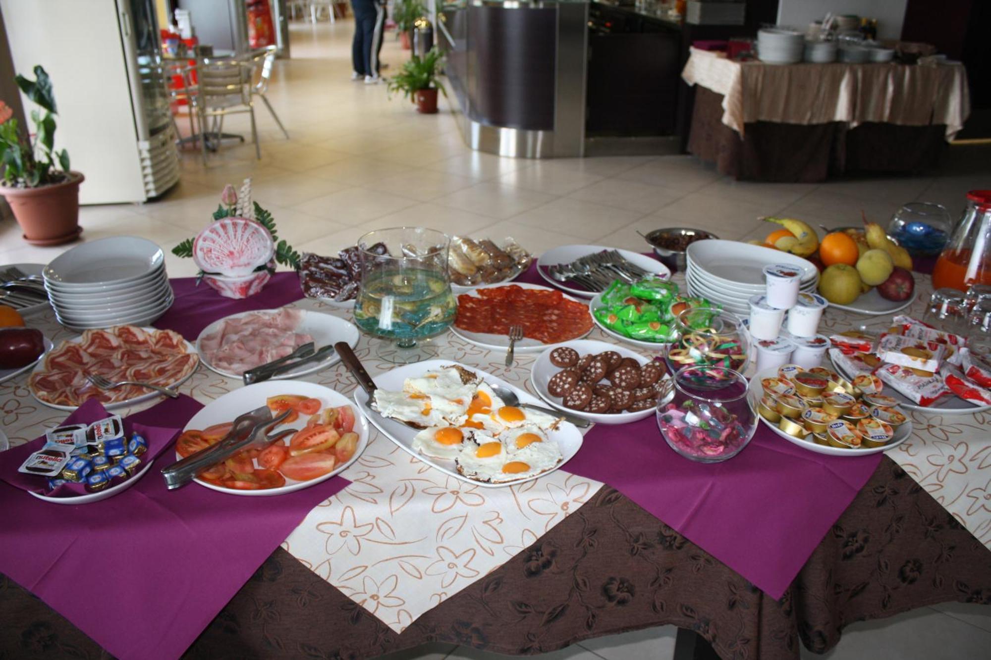 Hotel Cliche San Lucido Zewnętrze zdjęcie