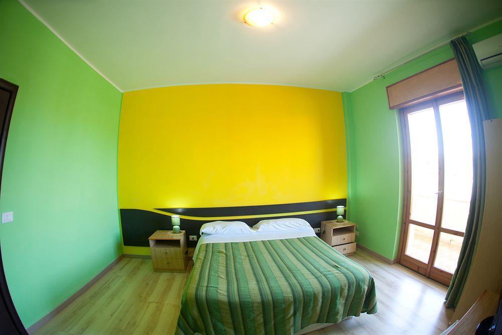 Hotel Cliche San Lucido Zewnętrze zdjęcie