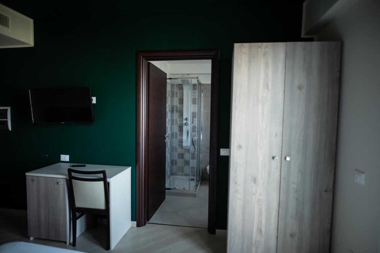 Hotel Cliche San Lucido Zewnętrze zdjęcie