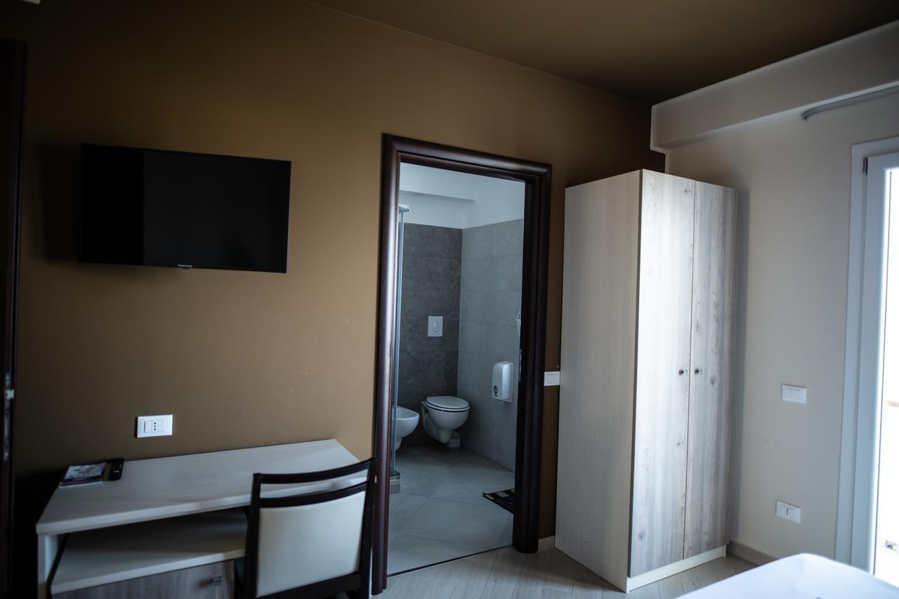 Hotel Cliche San Lucido Zewnętrze zdjęcie