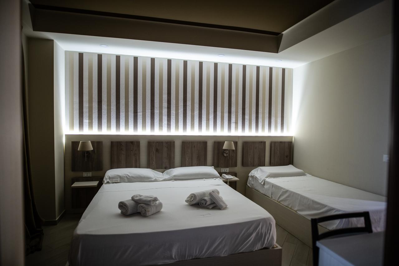 Hotel Cliche San Lucido Zewnętrze zdjęcie
