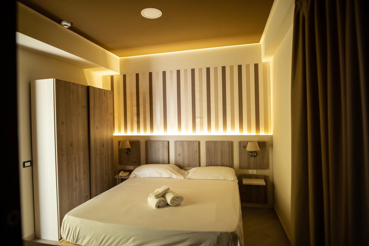 Hotel Cliche San Lucido Zewnętrze zdjęcie